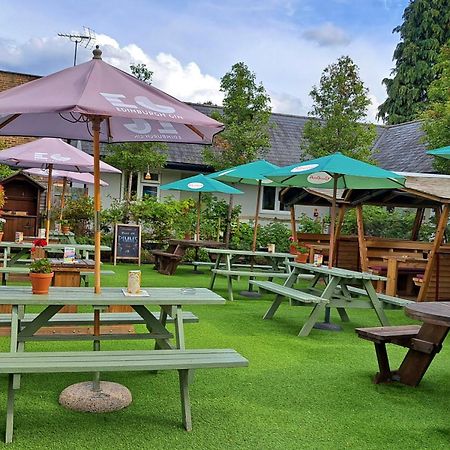 The Inn West End Woking Luaran gambar