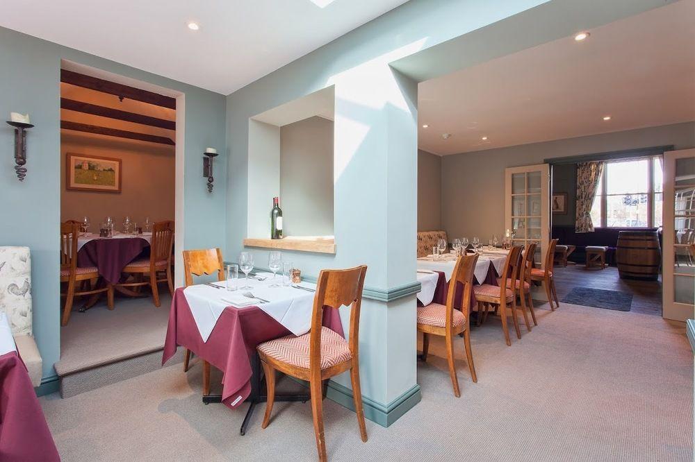 The Inn West End Woking Luaran gambar