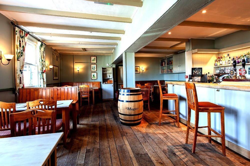 The Inn West End Woking Luaran gambar