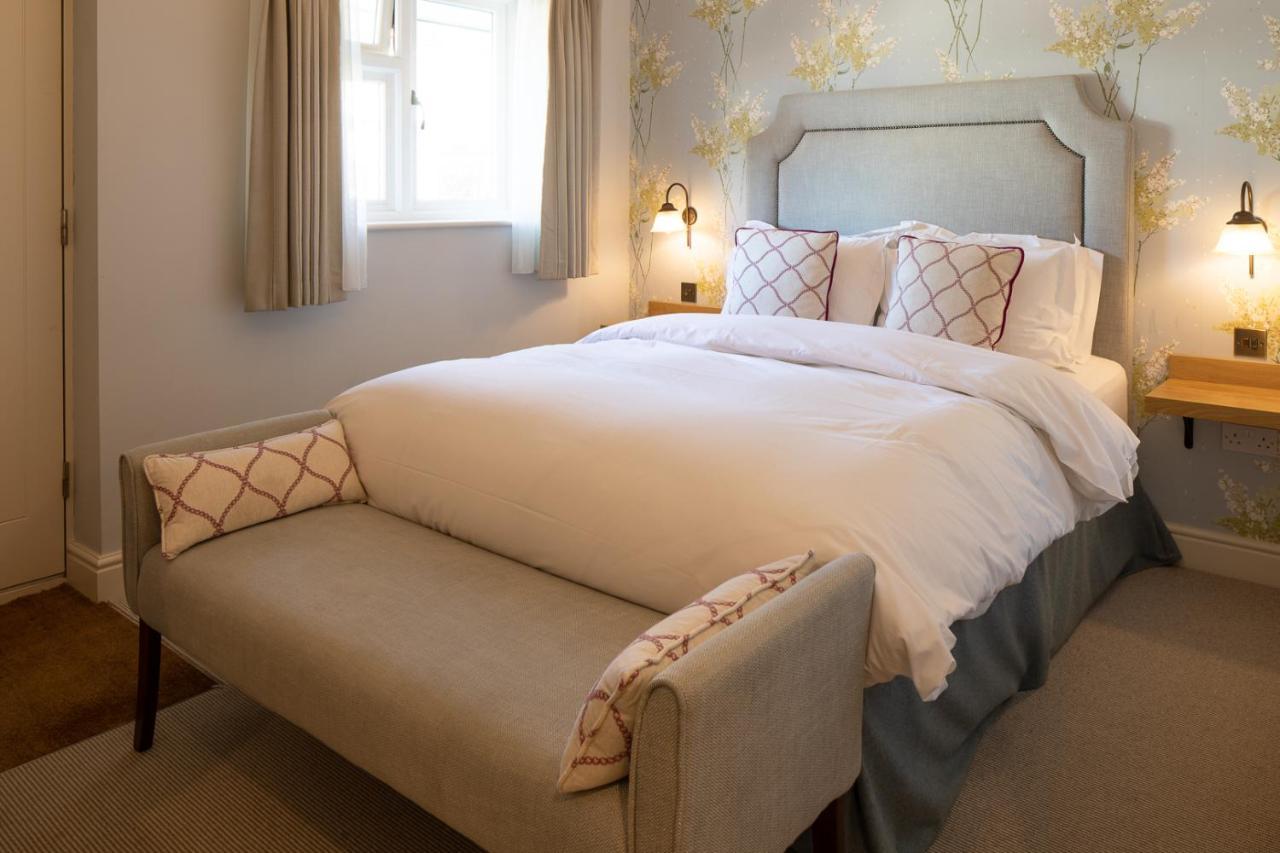The Inn West End Woking Luaran gambar